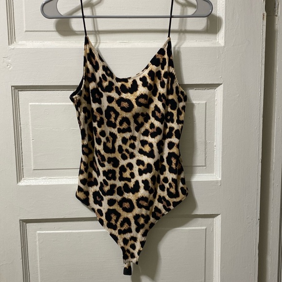 H&M Cheetah print low back body suit - Picture 1 of 5
